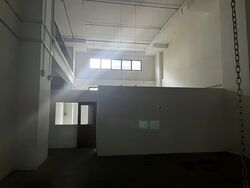 E9 Premium (D27), Factory #566871741